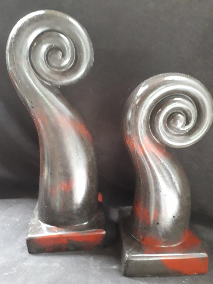 Koru - Medium Bloodstone